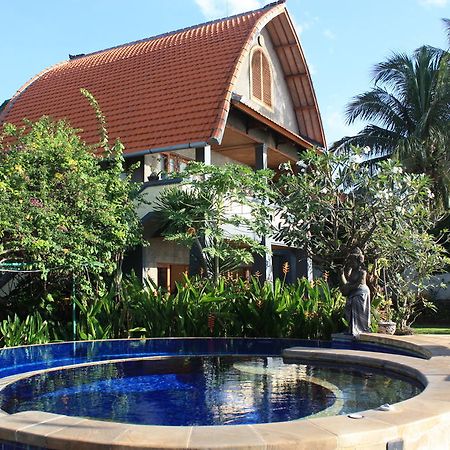 Cleopatra Beach Bungalows Hotel Lovina Eksteriør billede