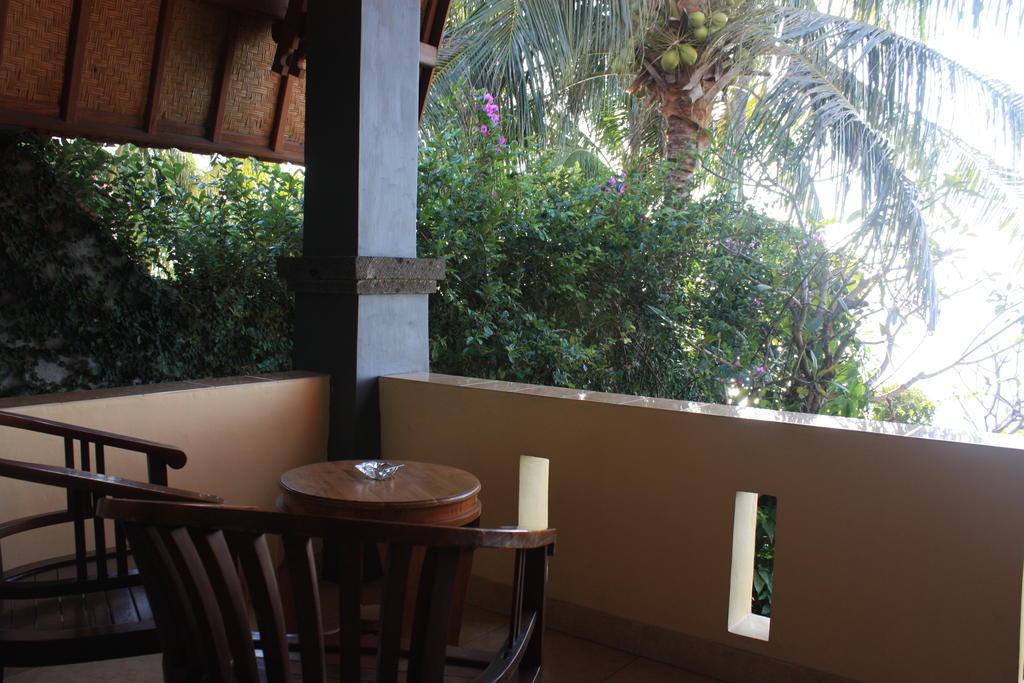 Cleopatra Beach Bungalows Hotel Lovina Værelse billede
